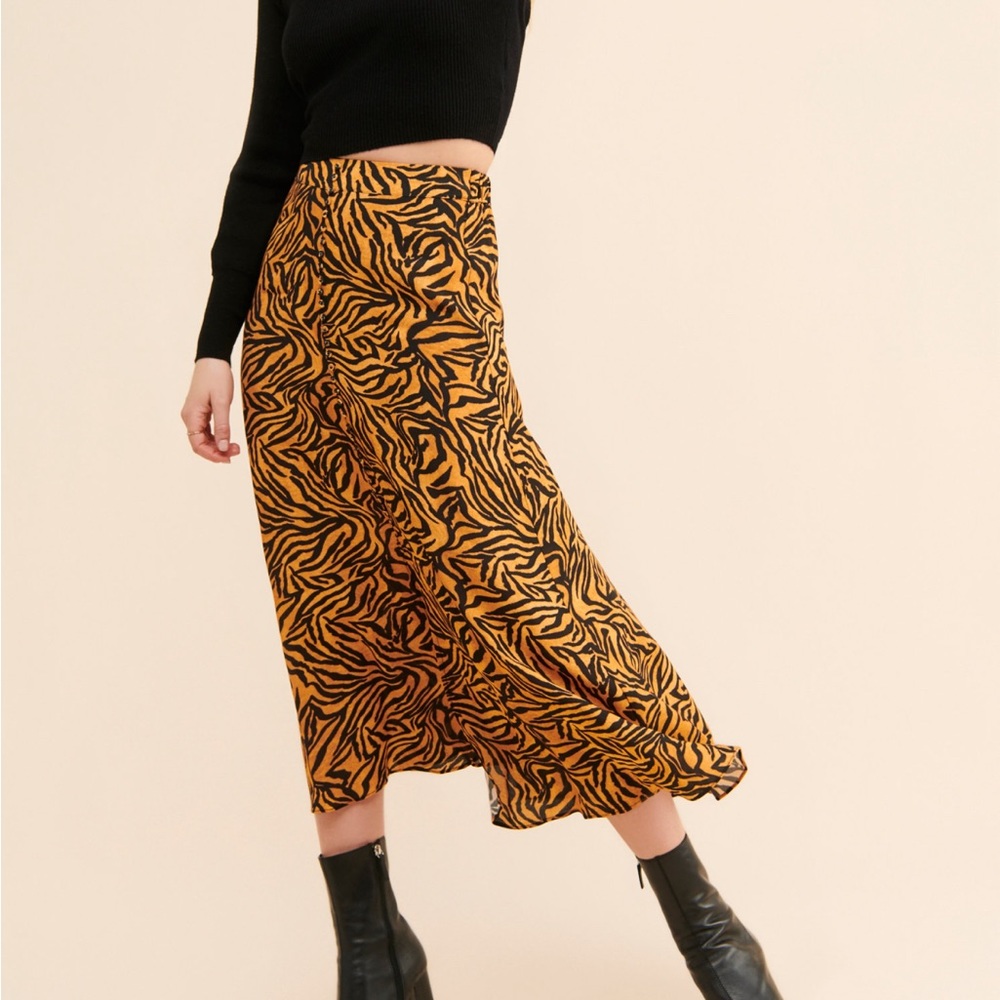 EUC Paloma Button Front Midi Skirt